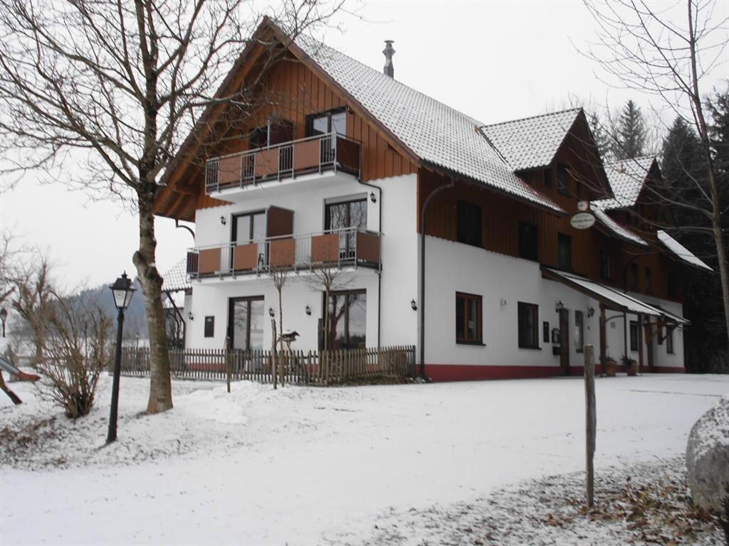 Gasthof Gruener Baum "Kongo" Amtzell Exterior photo